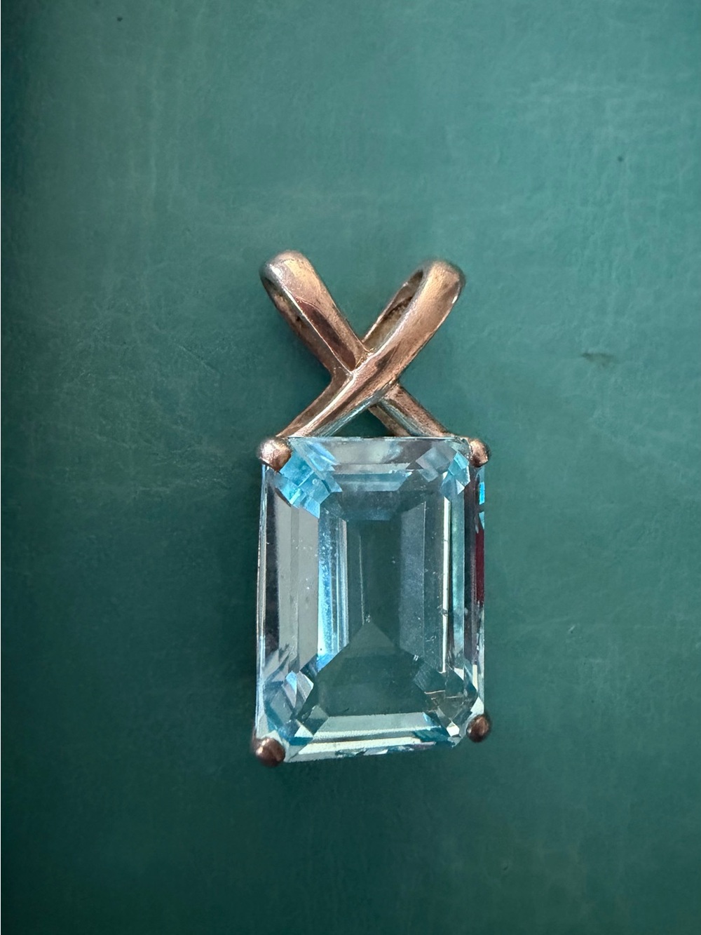 Blue Topaz pendant